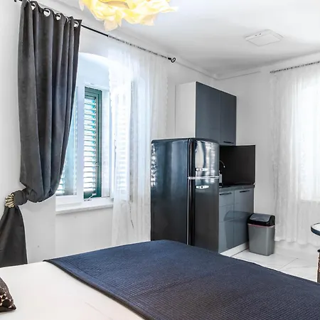 게스트하우스 Hrpina Heritage House Ii 마카르스카