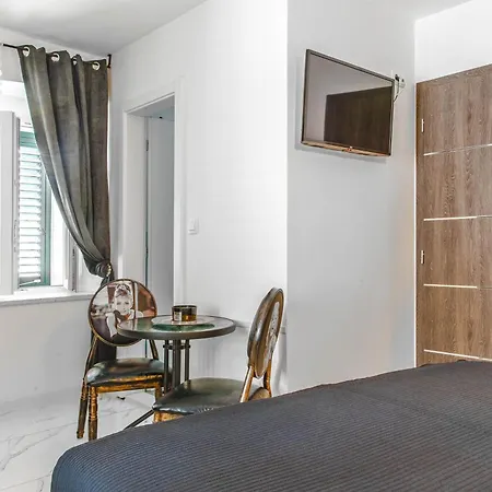 Hrpina Heritage House Ii 3*